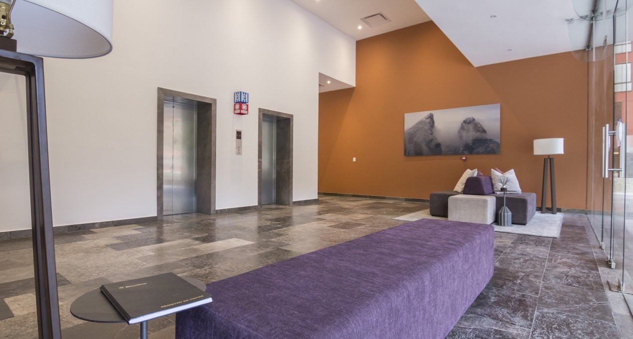 lobby3